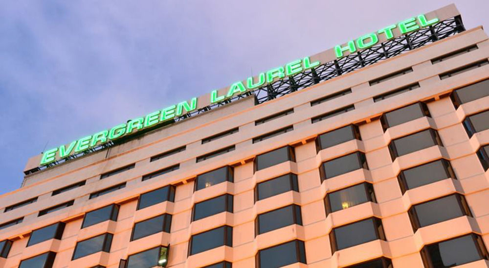 Evergreen Laurel Hotel Sathorn Bangkok image 1